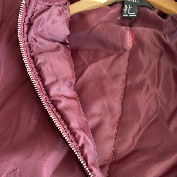 ⭐️Host Pick⭐️Forever 21 Bomber Jacket - Picture 7 of 11